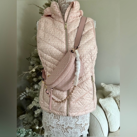 New! Michael Kors Down Sleeveless Vest - Picture 12 of 16